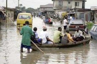 Benin : Cotonou croule sous les eaux